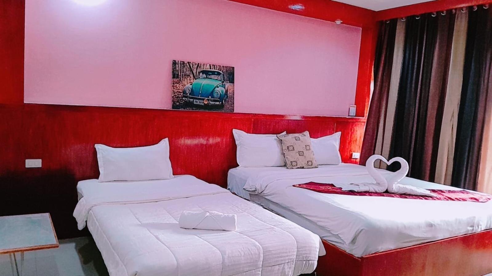 New Pind Balluchi Inn Pattaya Eksteriør billede